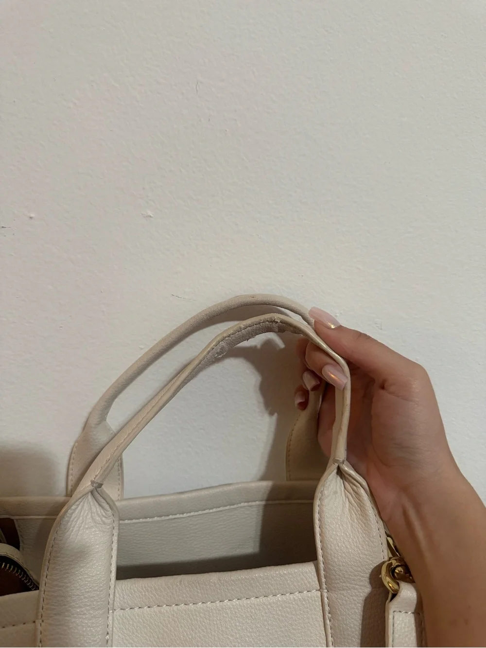 Marc Jacobs The Tote Bag in Beige - Picture 7 of 9
